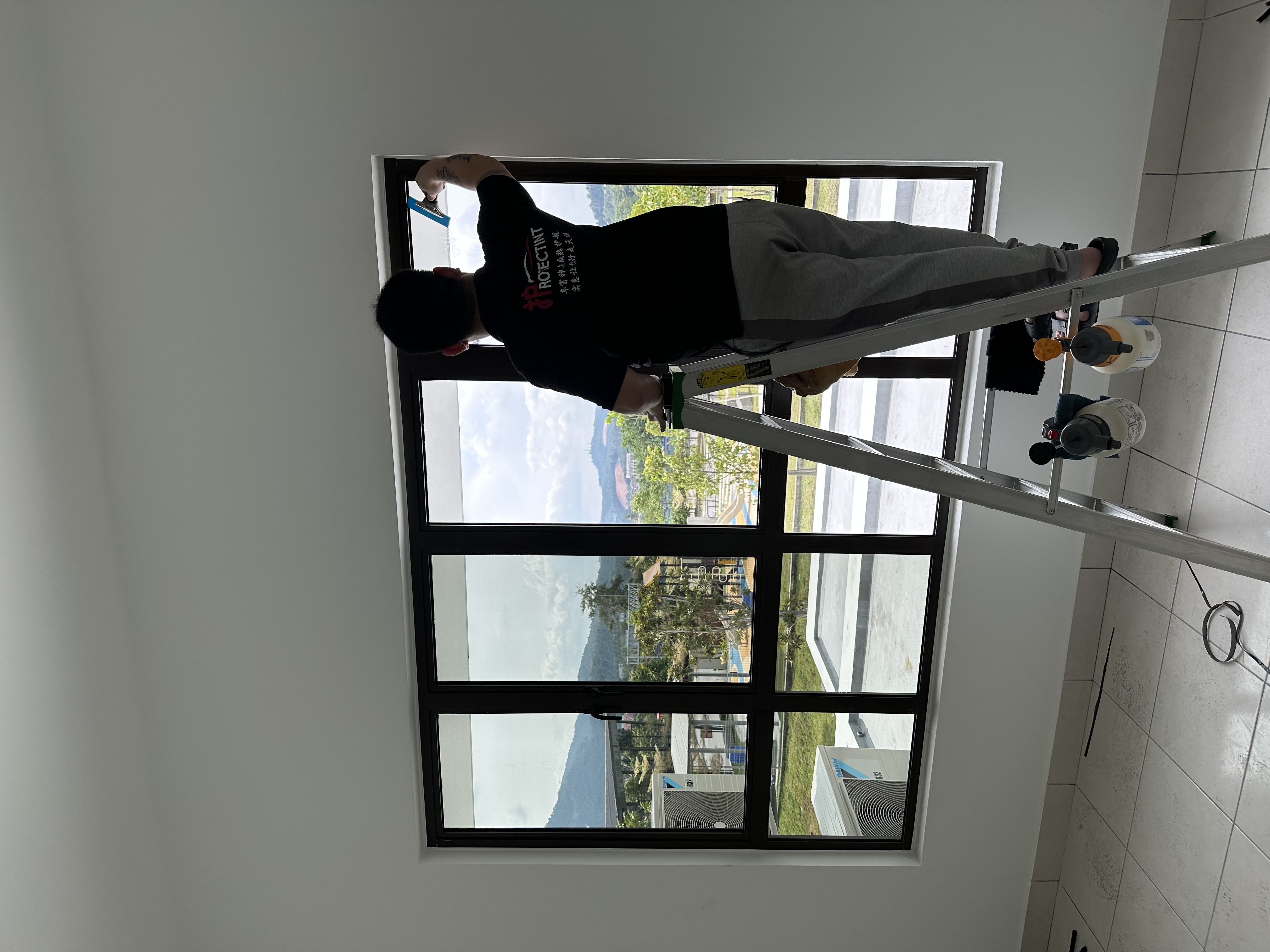 WINDOW INSULATION FILM & HEAT REJECTION